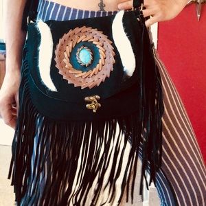 ☀️one is a kind☀️ NEW Suede fringed shoulder bag